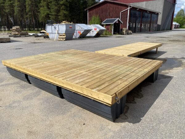 Flytbrygga L4000xB2950mm, impregnerad med 6 flytpontoner, bärkraft 970kg - Bild 2