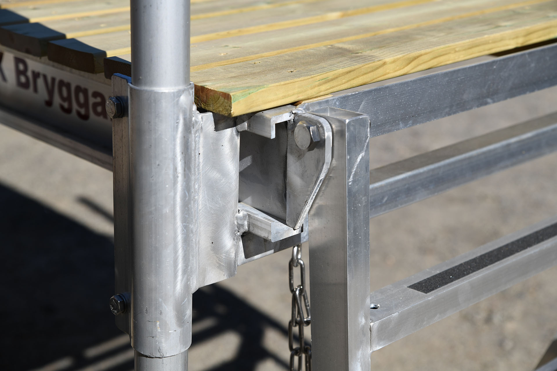 BBXBryggan Stege infästning